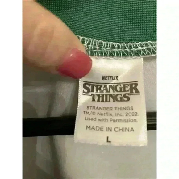 Spirit Halloween Stranger Things HHS‎ Cheerleader Size Large Top Only - Picture 2 of 7